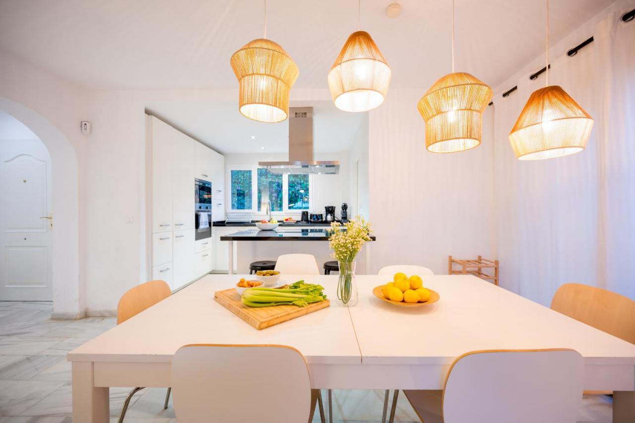Typical Beach House Las Chapas Playa With Heated Pool Marbella Exteriör bild
